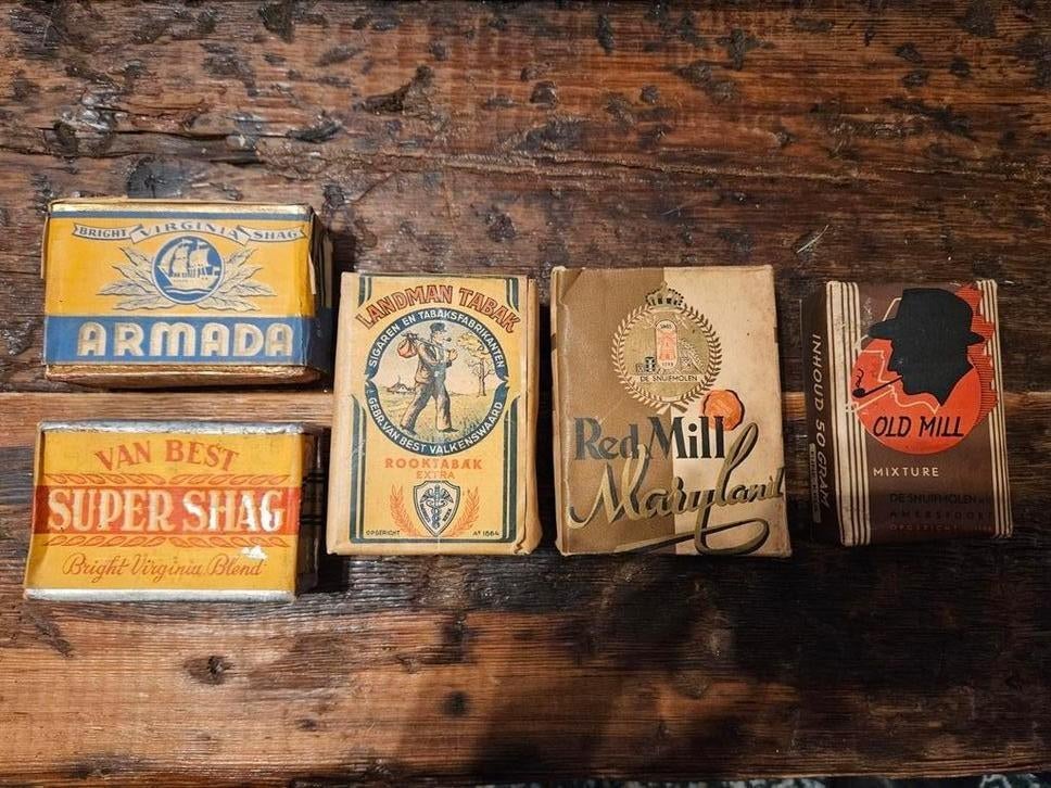 4 pakjes shag uit de 50ties., Verzamelen, Ophalen of Verzenden, Nieuw, Tabaksdoos of Verpakking