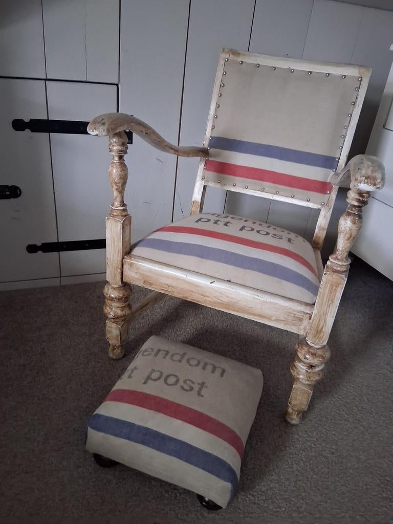 Brocante stoel met postzak bekleding, Huis en Inrichting, Gebruikt, Overige kleuren, Ophalen of Verzenden, Stof