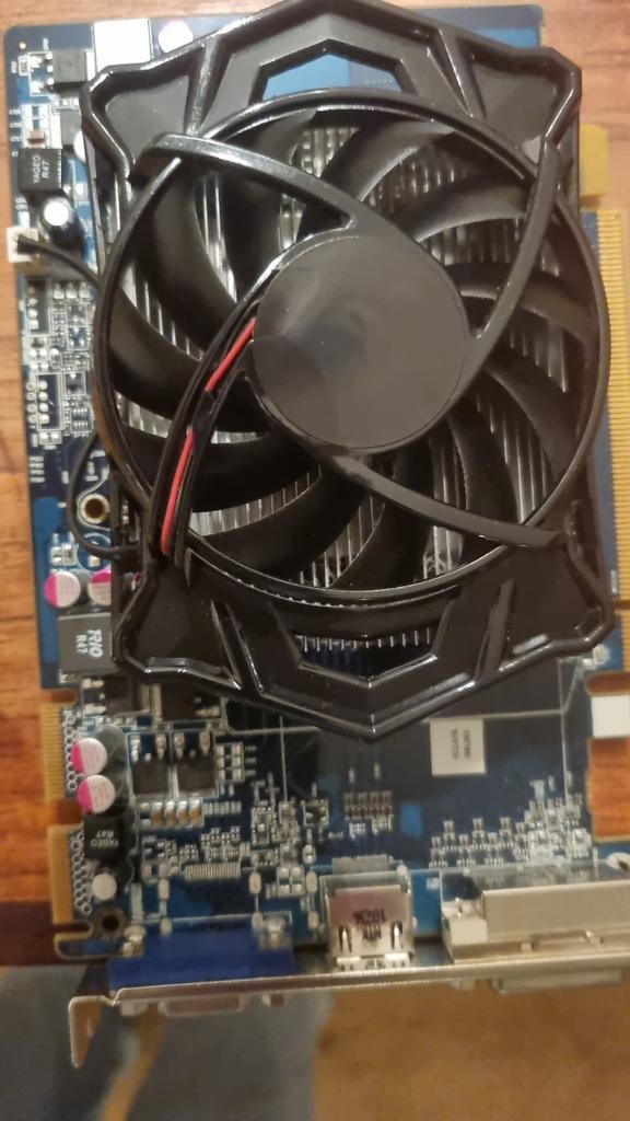 Radeon HD 5760 1GB DDR5 videokaart, Computers en Software, Videokaarten, Ophalen of Verzenden, HDMI, AMD, PCI-Express 2