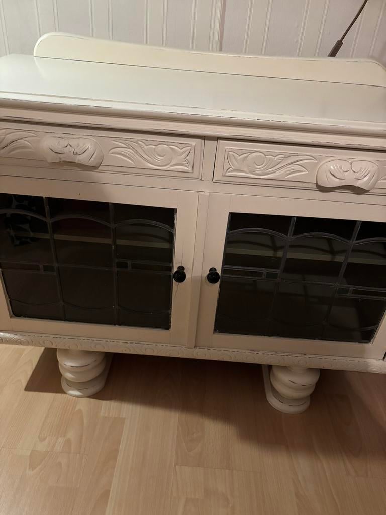 Vitage kastje grootmoeders tijd met glas in lood, Huis en Inrichting, Kasten | Dressoirs, Glas, Gebruikt, Vintage, 25 tot 50 cm