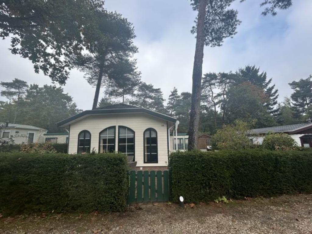 Nieuwe en gebruikte chalets incl. jaarplaatsen op de Veluwe!, Tot en met 6