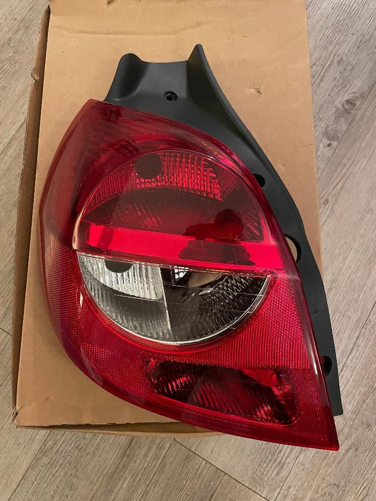 Nieuwe diversen auto onderdelen Renault Clio III 2005, Auto diversen, Auto-accessoires, Ophalen of Verzenden, Nieuw