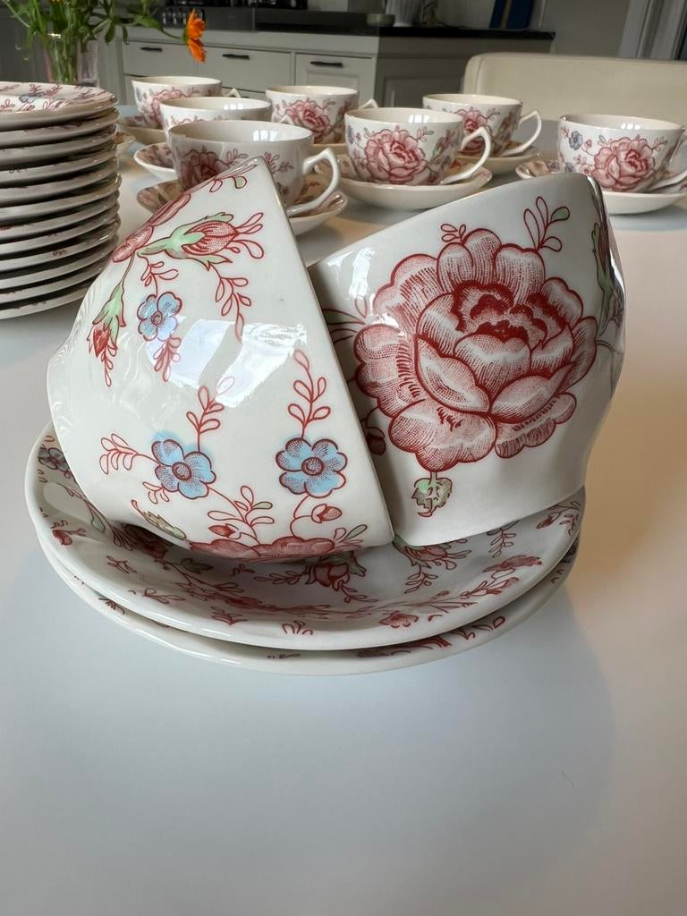 Theeservies gebaksbordjes Johnsonbro’s rose chintz 24x, Ophalen of Verzenden