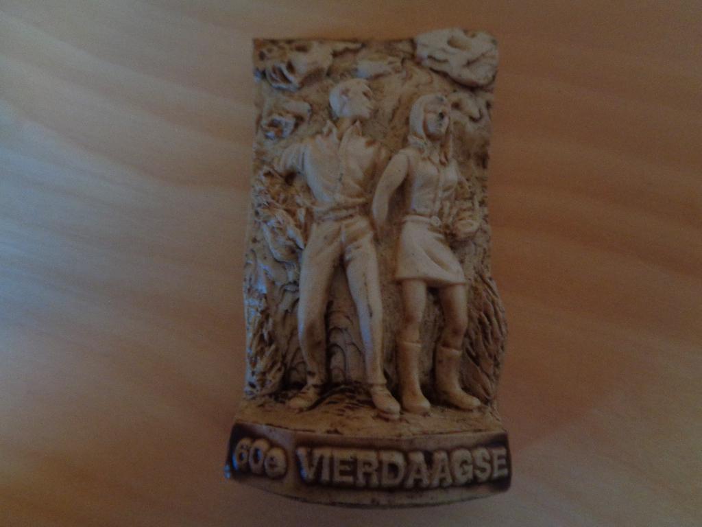 Herinnering 60e Nijmeegse Vierdaagse 1976, Ophalen of Verzenden, Overige materialen, Nederland