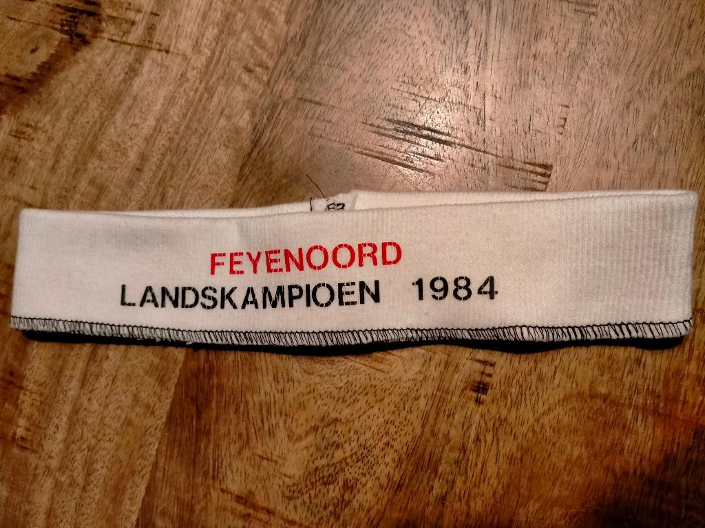 Feyenoord landskampioen 1984 vintage voetbal hoofdbandje, Ophalen of Verzenden, Gebruikt, Feyenoord