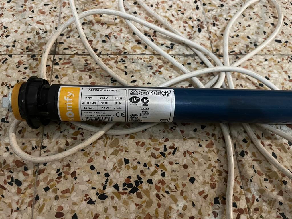 Nieuw. Buismotor screen Somfy Altus 40 RTS, 9nm, Ophalen of Verzenden, Nieuw, 200 cm of meer