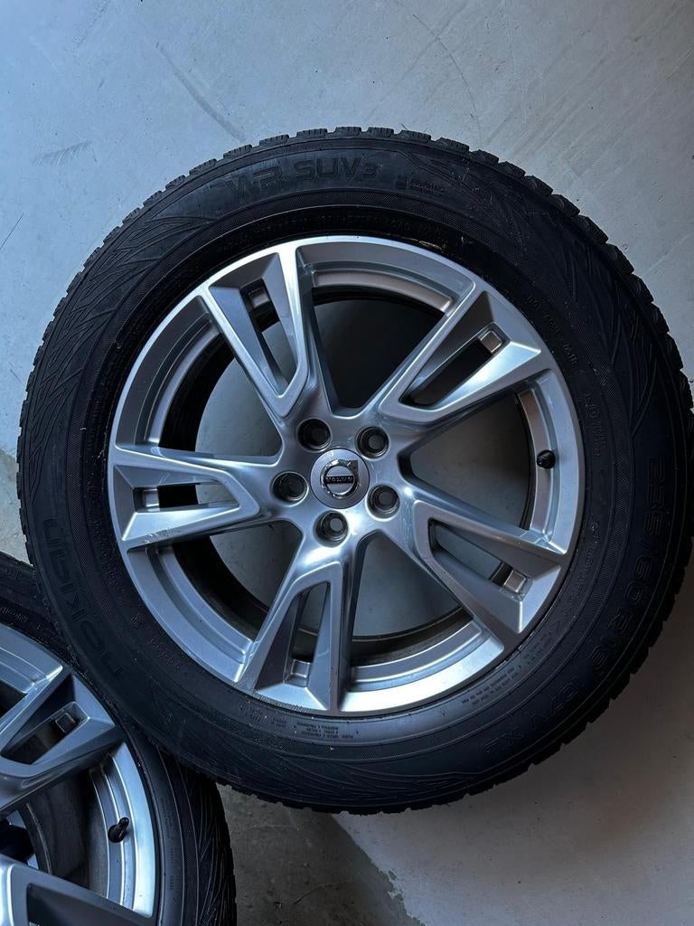 Volvo XC60 Winterset, Auto-onderdelen, Banden en Velgen, Ophalen, 18 inch, Gebruikt, Banden en Velgen