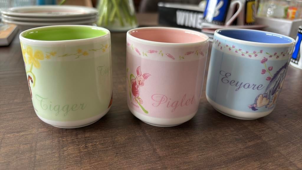 Disney Pooh - 3 kopjes van Tigger, Piglet en Eeyore, Ophalen of Verzenden, Zo goed als nieuw, Overige stijlen, Kop(pen) en/of Schotel(s)