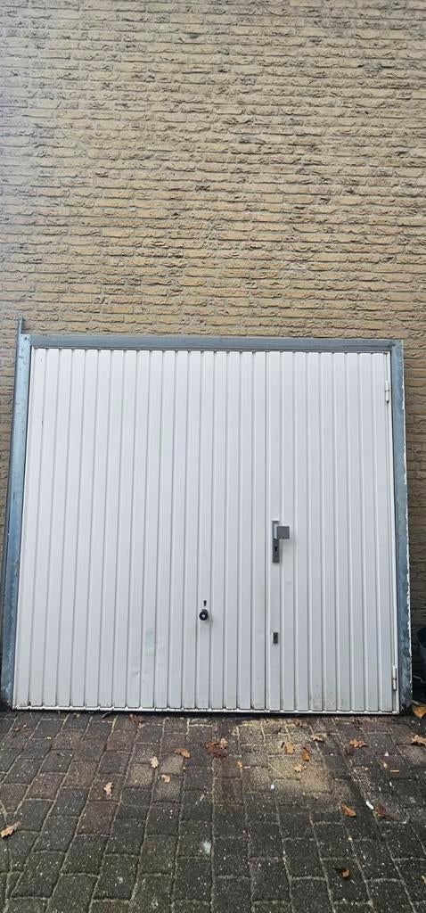 Garagedeur met loopdeur, Ophalen