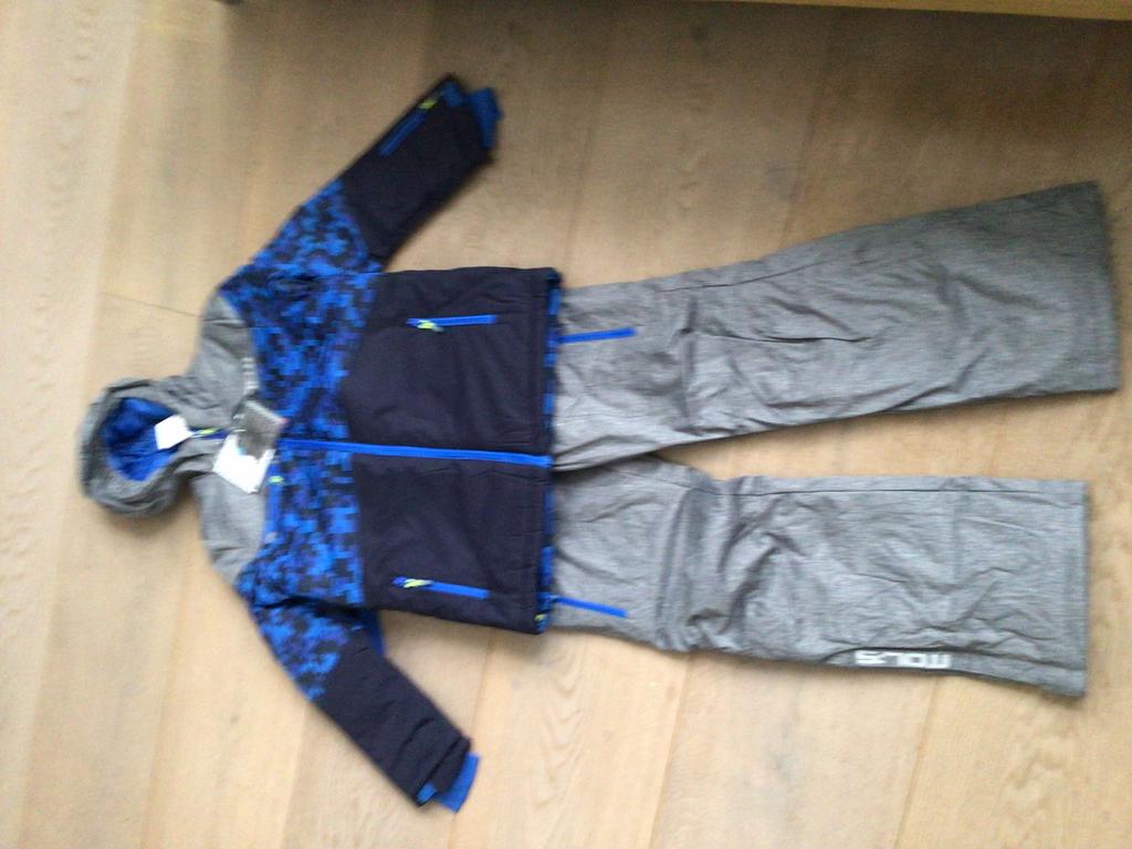 Skipak maat 152 nieuw nog met de kaartjes eraan, Kinderen en Baby's, Ophalen of Verzenden, Zo goed als nieuw