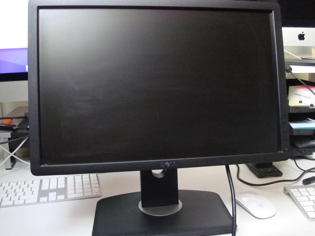 Monitor 20" Dell  P1913T, Computers en Software, Monitoren, Ophalen, 3 tot 5 ms, DisplayPort, In hoogte verstelbaar