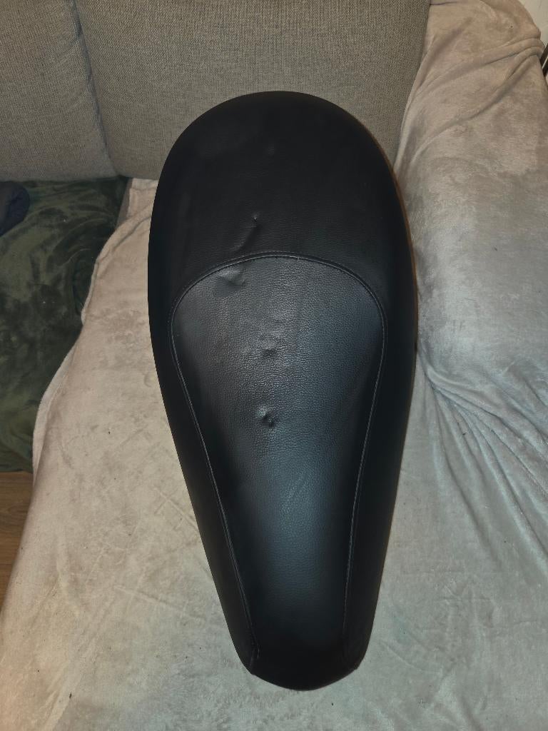 buddy new vivacity, Fietsen en Brommers, Ophalen, Zo goed als nieuw, Zadel, Peugeot