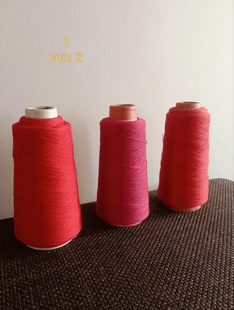 3 conen rood breimachine garen, katoen/acryl mix, 400+ gr, Ophalen of Verzenden, Gebruikt, Breien, Wol of Garen