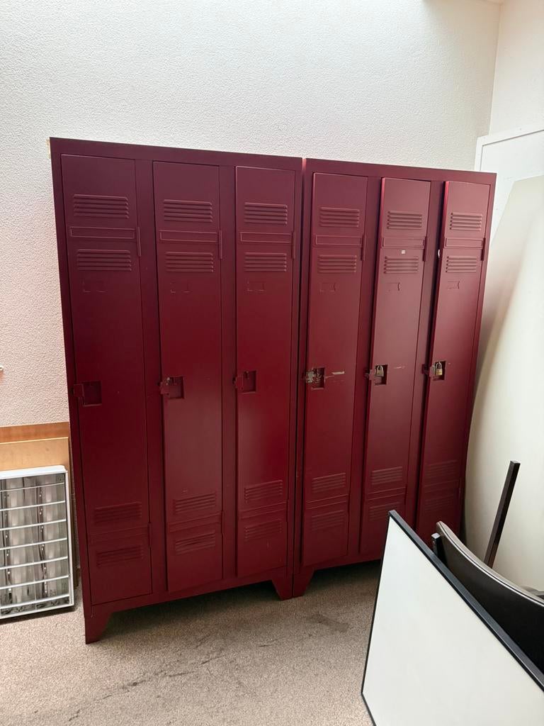 Stalen lockerkast - 3 deuren - 2 beschikbaar, Huis en Inrichting, Kasten | Lockerkasten, Ophalen, Gebruikt, X, Industrieel