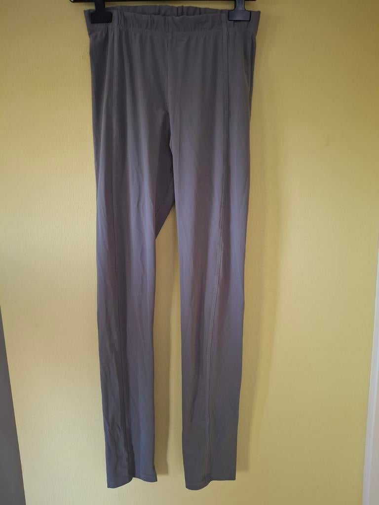 Studio Anneloes travelstof grijze broek maat S, Kleding | Dames, Studio Anneloes, Ophalen of Verzenden, Maat 36 (S), Gedragen