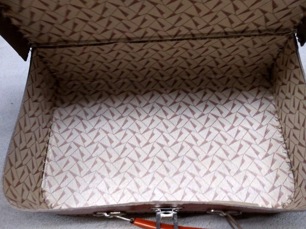 oud poppen koffer  kleding poppen, Ophalen, Gebruikt, Babypop