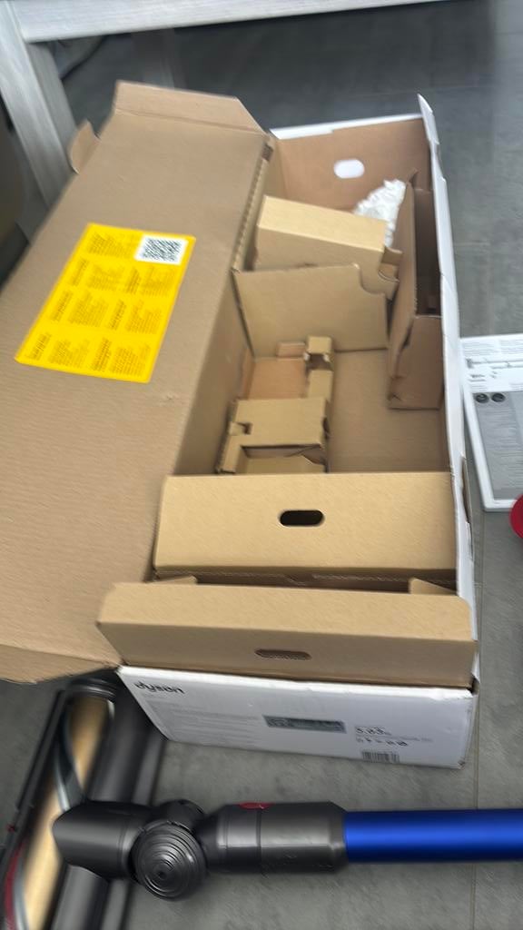 Dyson v11, Ophalen of Verzenden, Gebruikt, Stofzuiger