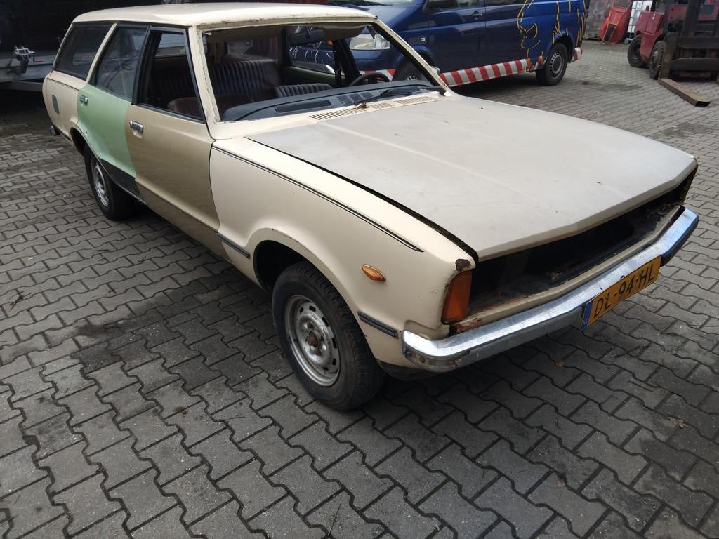 Ford taunus onderdelen., Ophalen of Verzenden, Voor, Motorkap