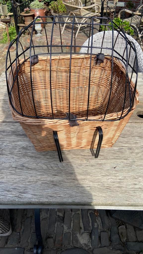 Fietsmand voor voorop de fiets., Fietsen en Brommers, Fietsaccessoires | Fietsmanden, Ophalen of Verzenden, Zo goed als nieuw