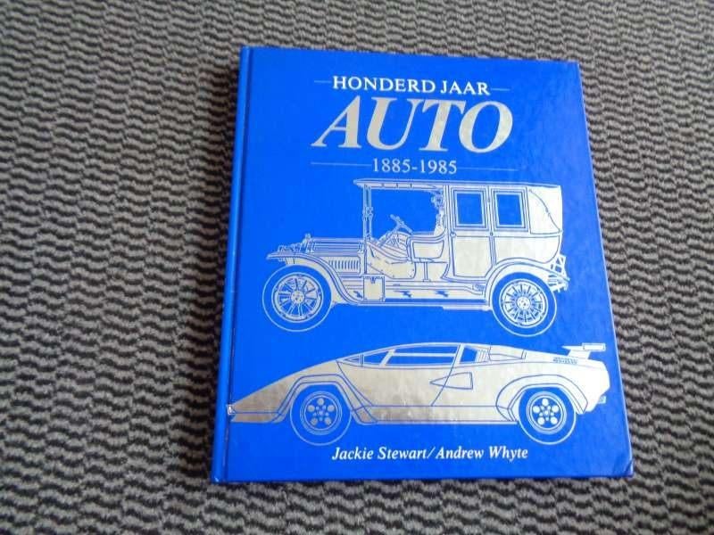 Honderd Jaar Auto 1885-1985 - Historie Boek Hardcover NL, Verzenden, Gelezen, Algemeen