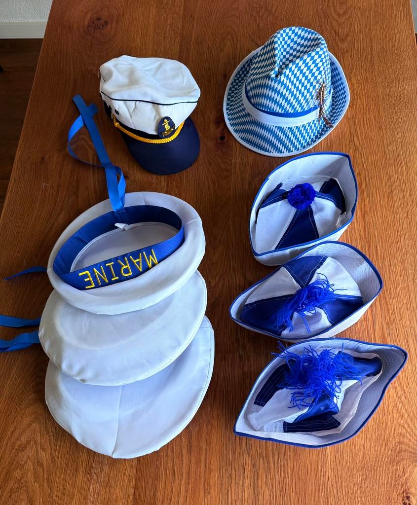 Set van 8 feest petjes/hoedjes Marine, Kleding | Heren, Carnavalskleding en Feestkleding, Zo goed als nieuw, Overige maten, Ophalen of Verzenden