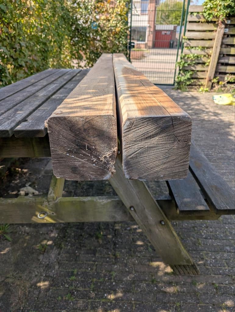 2 eiken balken 2,5 meter 12x12 cm, Ophalen