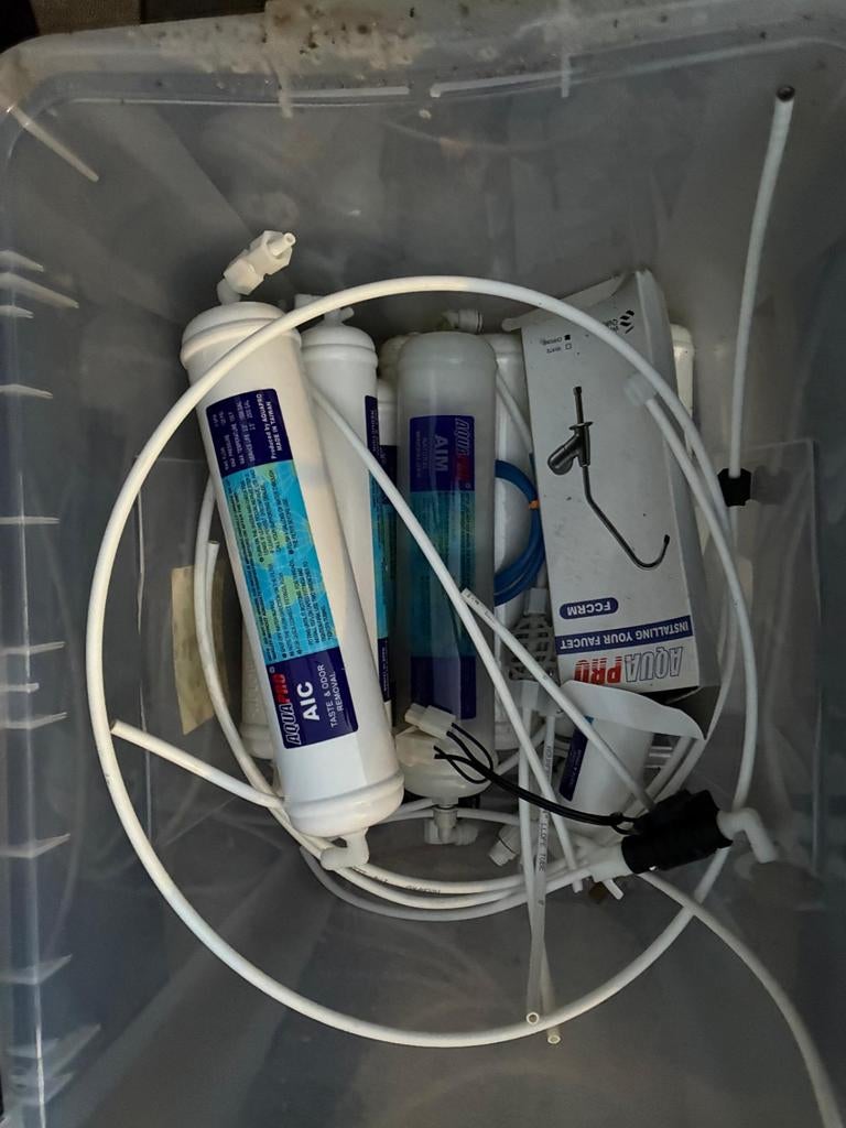 Waterzuivering, kraan en waterreservoir, Ophalen