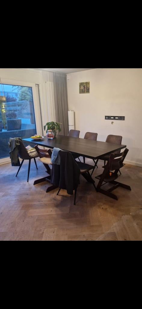 Mooie eikenhouten eettafel te koop., Ophalen, 100 tot 150 cm, 200 cm of meer, Zo goed als nieuw