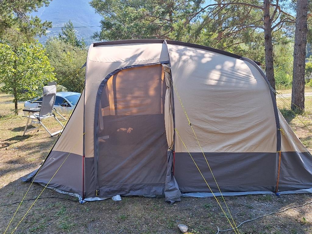 Eurotrail Wild Creek BTC 4p Tent,  tentdoek polyester/katoen, Ophalen, Gebruikt, Tot en met 4