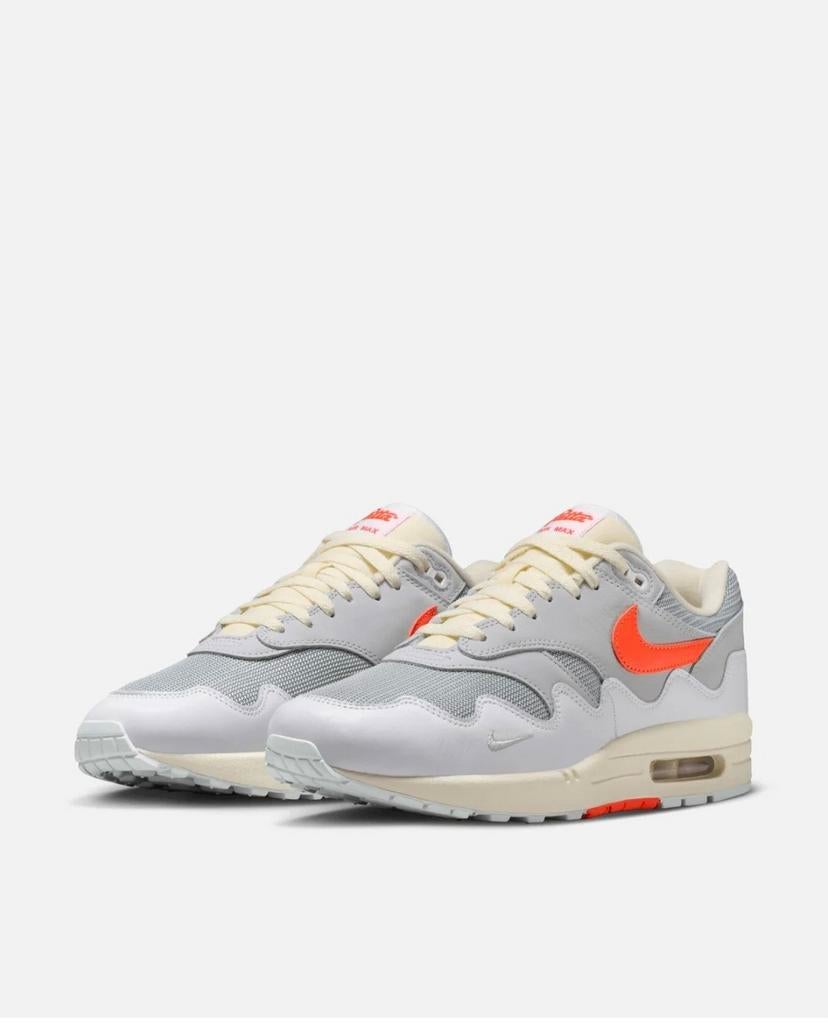 Patta X Nike Air Max 1 (White/Hyper Crimson-Pure Platinum), Wit, Nike, Nieuw, Ophalen of Verzenden