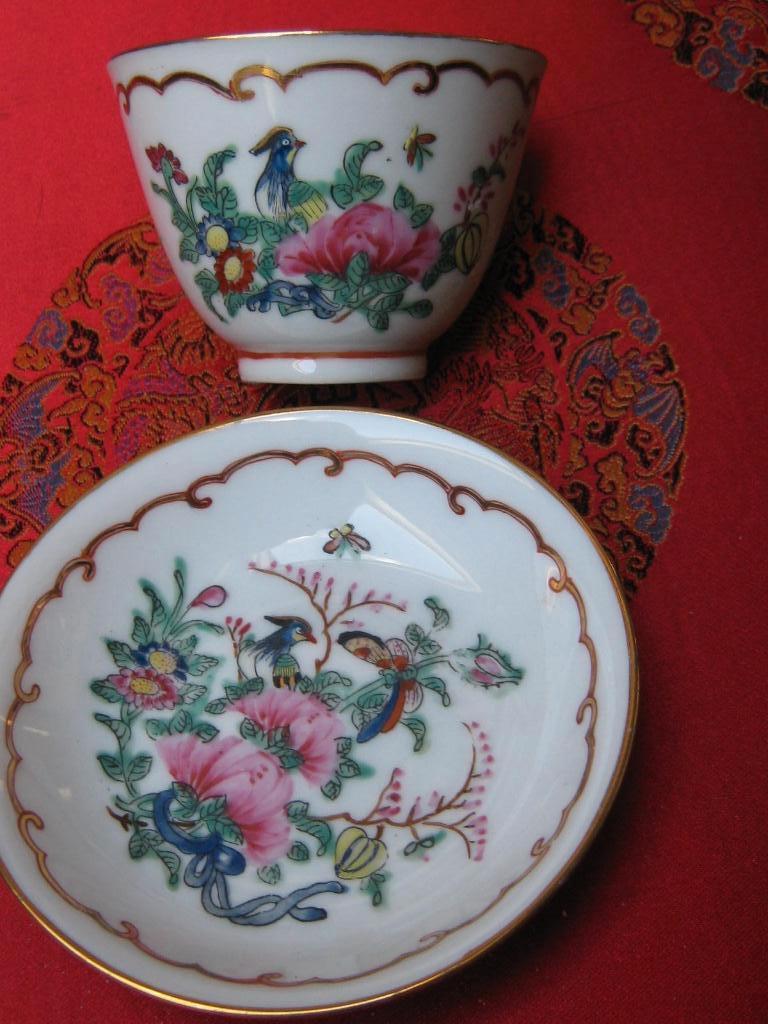 Chinees Famille rose porselein kopje met schotel gaaf, Verzenden