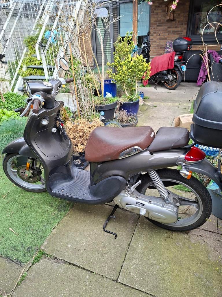 Yamaha Why., Fietsen en Brommers, Scooters | Yamaha, Gebruikt, Overige modellen, Maximaal 45 km/u, Benzine, Ophalen