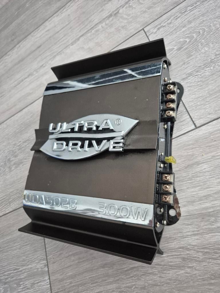 Versterker, Auto diversen, Autospeakers, Ophalen of Verzenden