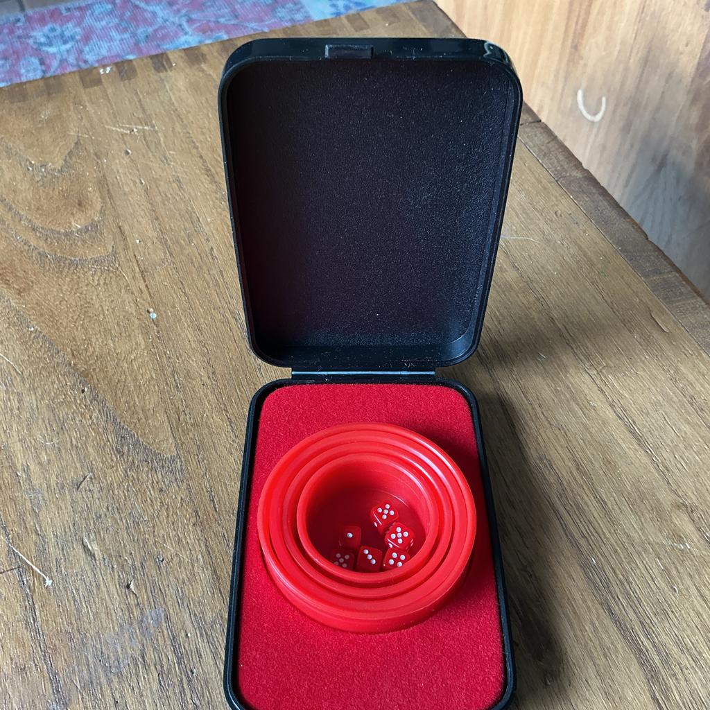 Compact dobbelspel Zwitsers raceteam Sandvik Formule 1, Een of twee spelers, Ophalen of Verzenden, Gebruikt