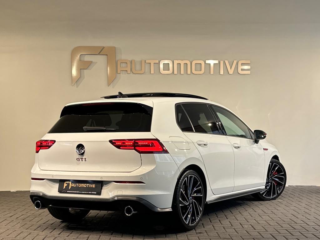 Volkswagen Golf 2.0 TSI GTI Pano|IQ|Mistlamp|Camera|Sfeer, 4 cilinders, 1984 cc, Leder en Stof, Wit