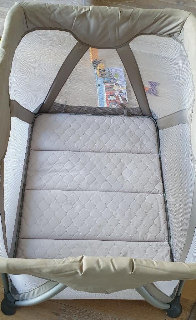 Nuna Sena reisbed / campingbed, Kinderen en Baby's, Babywiegjes en Ledikanten, Ophalen of Verzenden, Gebruikt, Reisbedje