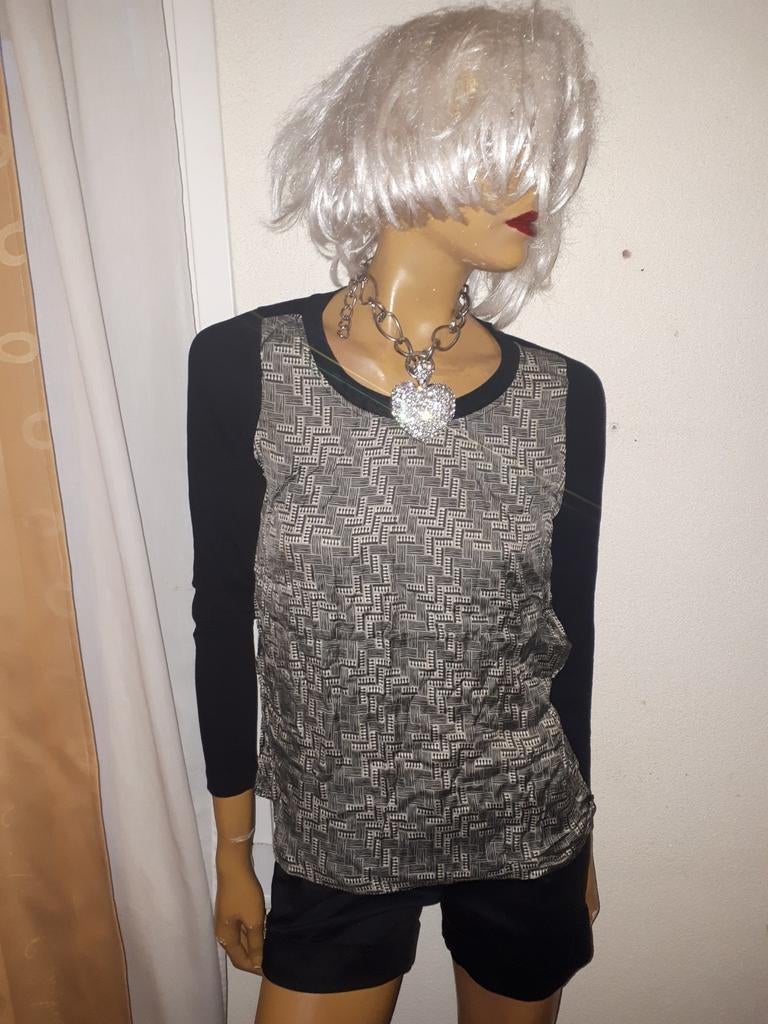 Zwart shirt met lange mouwen en patroon didi maat XS, Kleding | Dames, Tops, Overige kleuren, Didi, Ophalen of Verzenden, Zo goed als nieuw