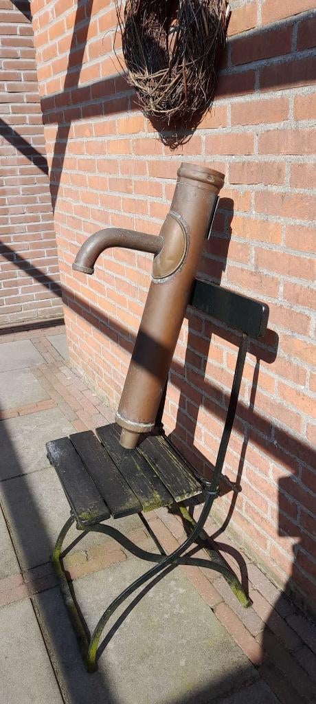 Koperen pomp met handvat, Ophalen, Koper