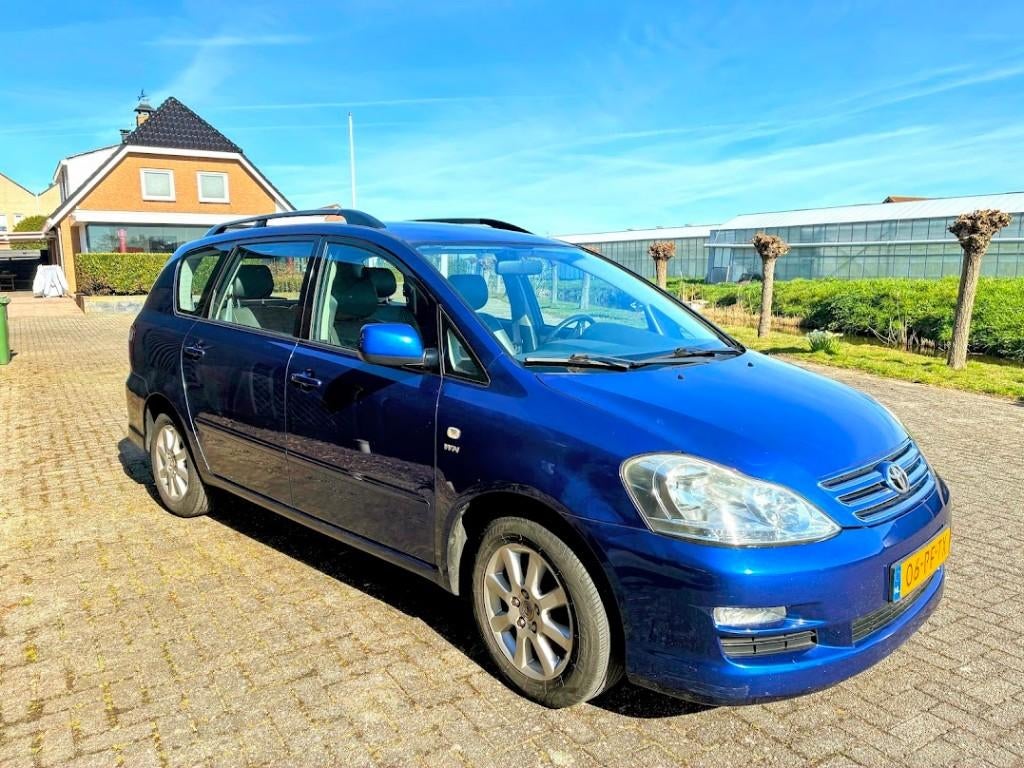 Toyota Avensis Verso 2.0 Vvt-i AUT 2004 Blauw, Auto's, 4 cilinders, Grijs, Particulier, 149 pk