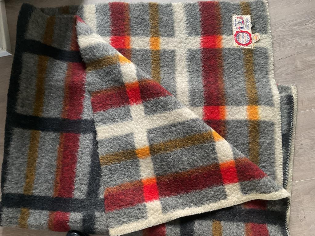 Wollen deken, Ophalen of Verzenden, Zo goed als nieuw, Eenpersoons, Deken of Dekbed