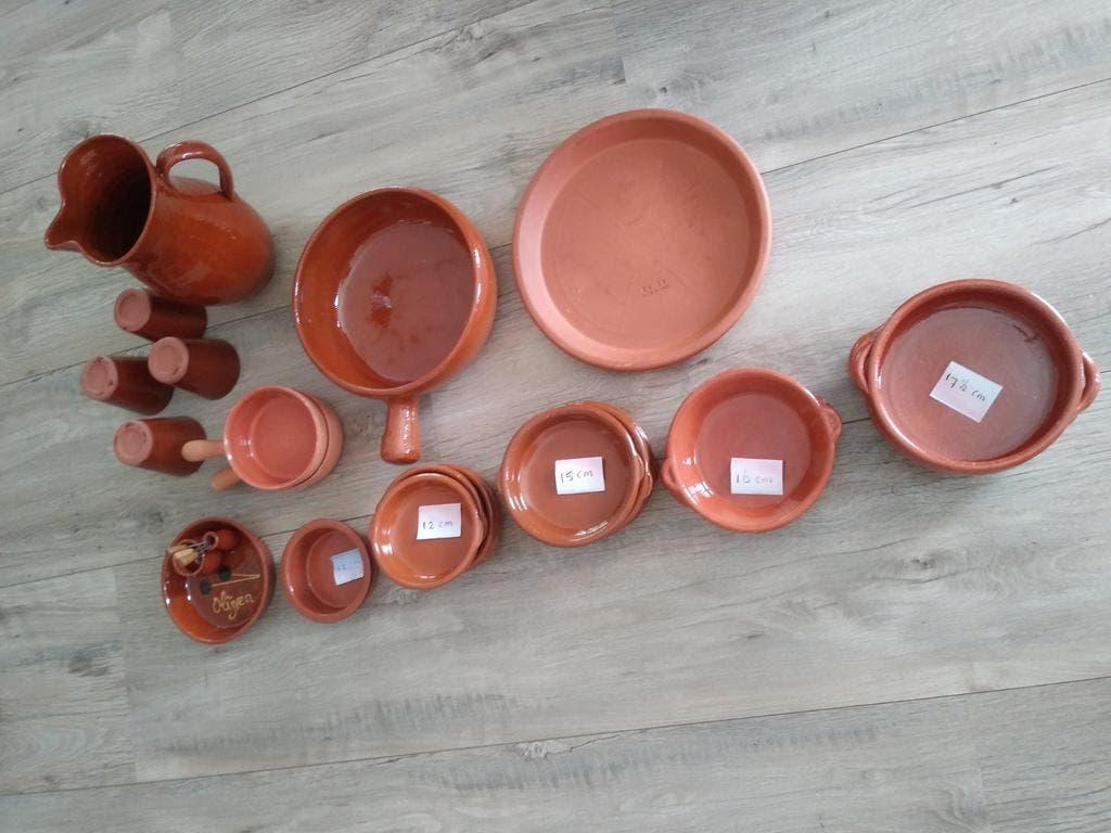 TAPAS SERVIES, SCHALEN, BEKERS & SANGRIAKAN, NIEUWSTAAT., Overige materialen, Overige typen, Ophalen of Verzenden, Zo goed als nieuw