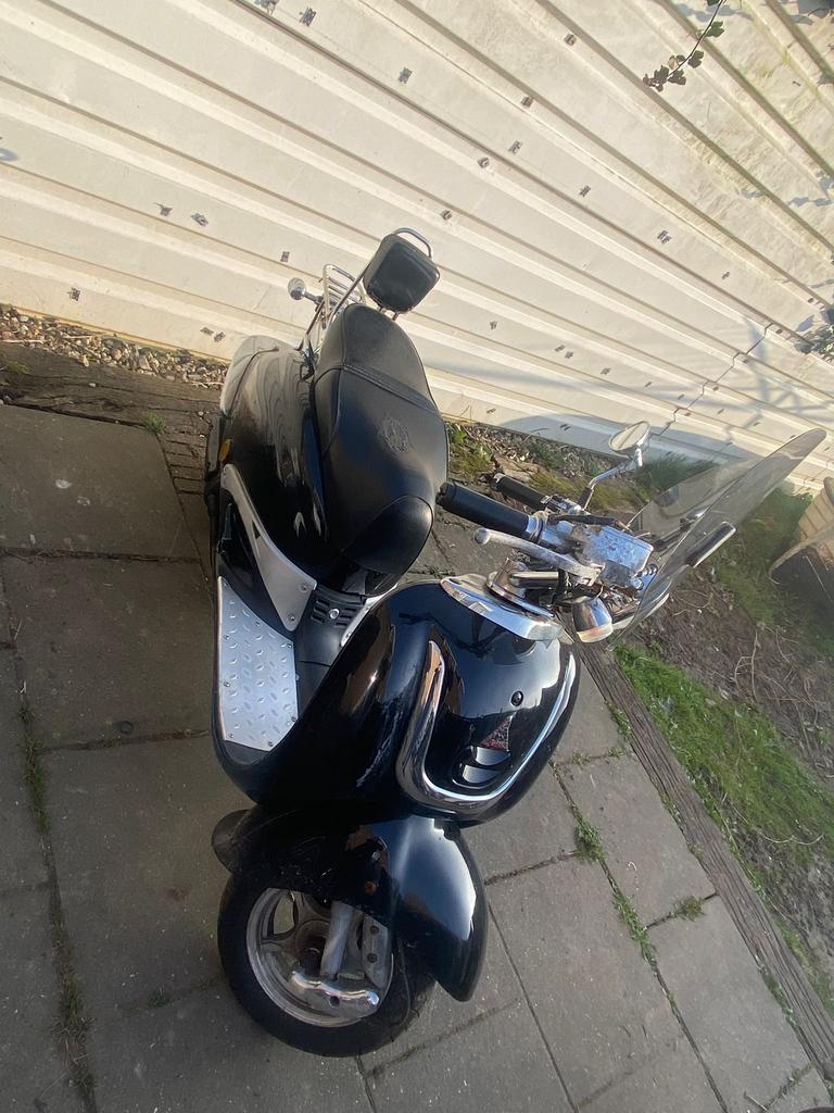 Cross scooter retro, Ophalen, Zo goed als nieuw, Benzine, Overige merken