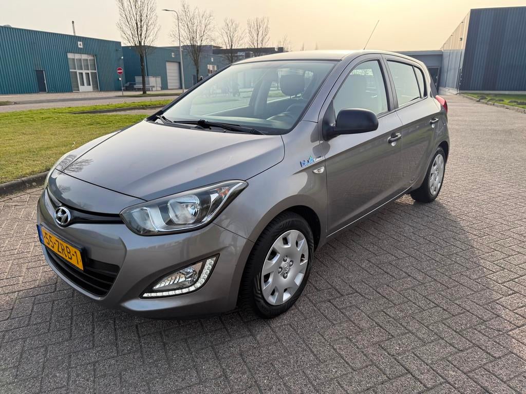 Hyundai I20 1.2i Business Edition, Auto's, Euro 5, Gebruikt, 31 €/maand, Origineel Nederlands