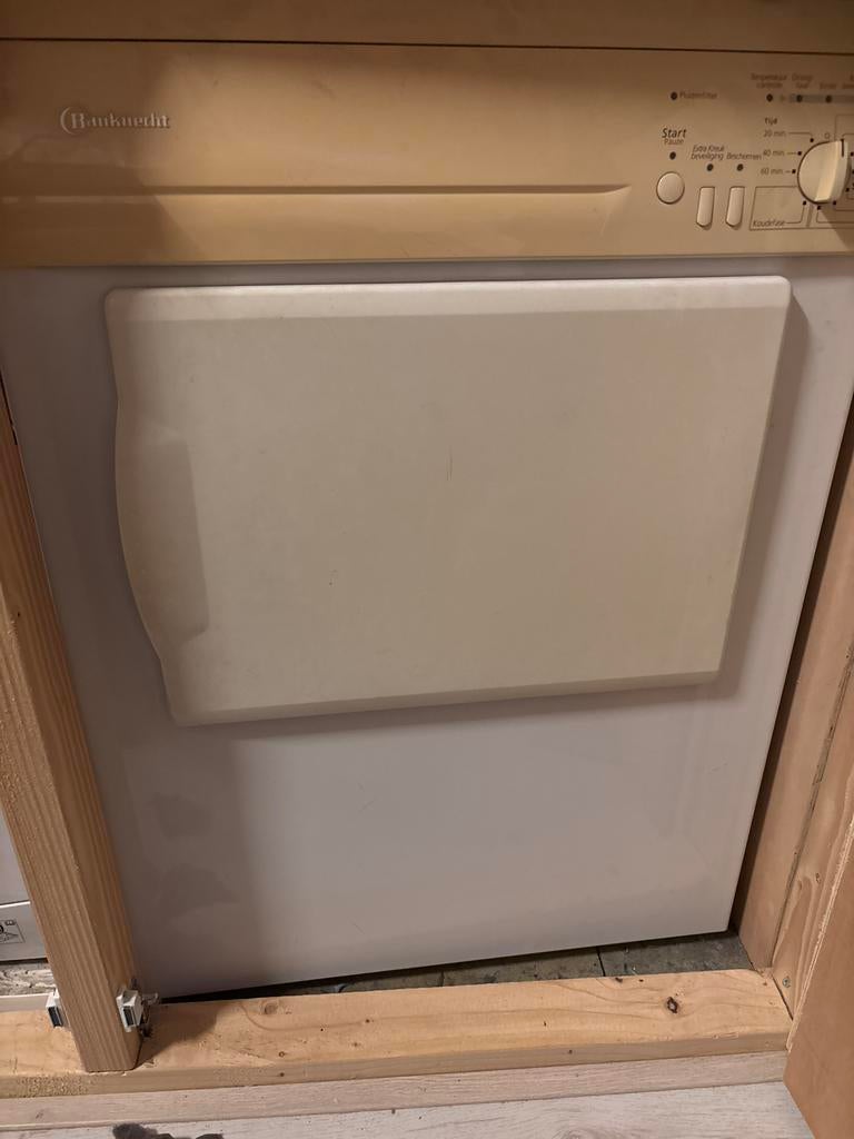 Bauknecht wasdroger Betrouwbaar, efficiënt Wegens verhuizing, Ophalen, 6 tot 8 kg, Gebruikt, Luchtafvoer