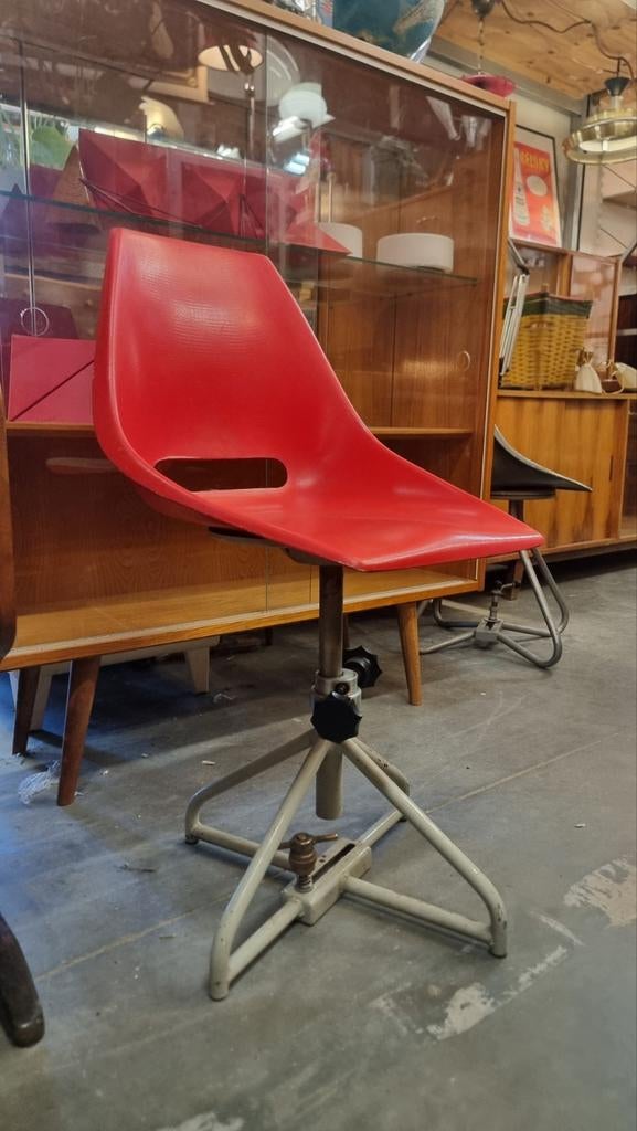 Industriële bureaustoel 60s design Miroslav Navratil, Gebruikt, Ophalen of Verzenden, ,, ,