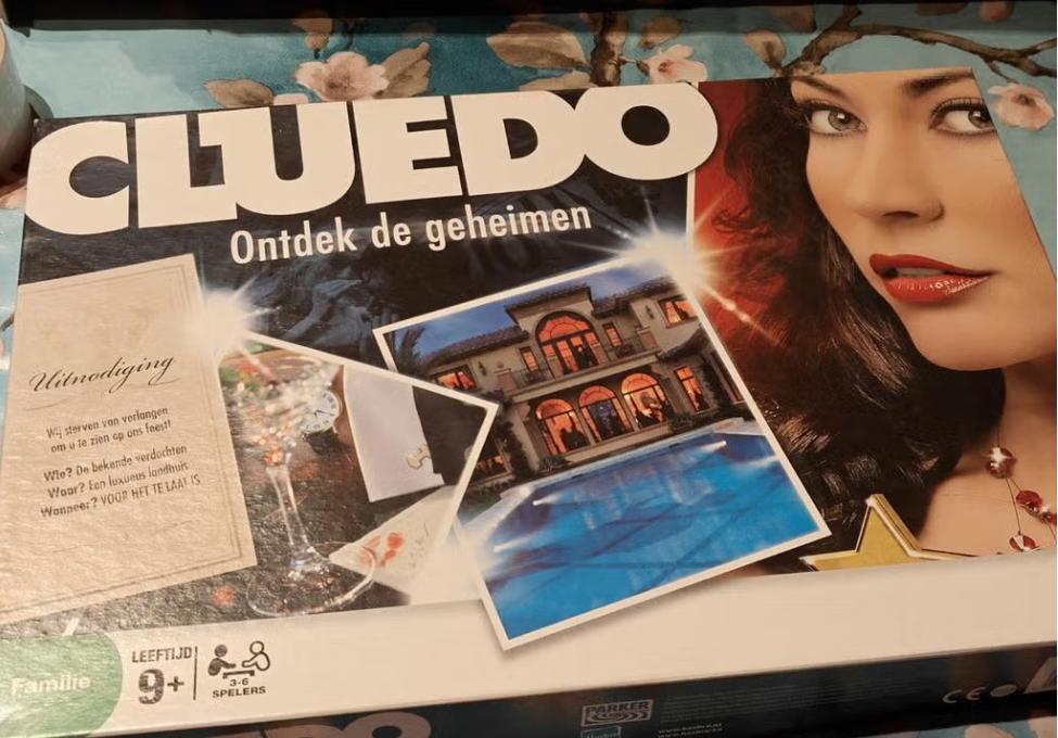 Cluedo, Hobby en Vrije tijd, Gezelschapsspellen | Bordspellen, Ophalen of Verzenden, Zo goed als nieuw