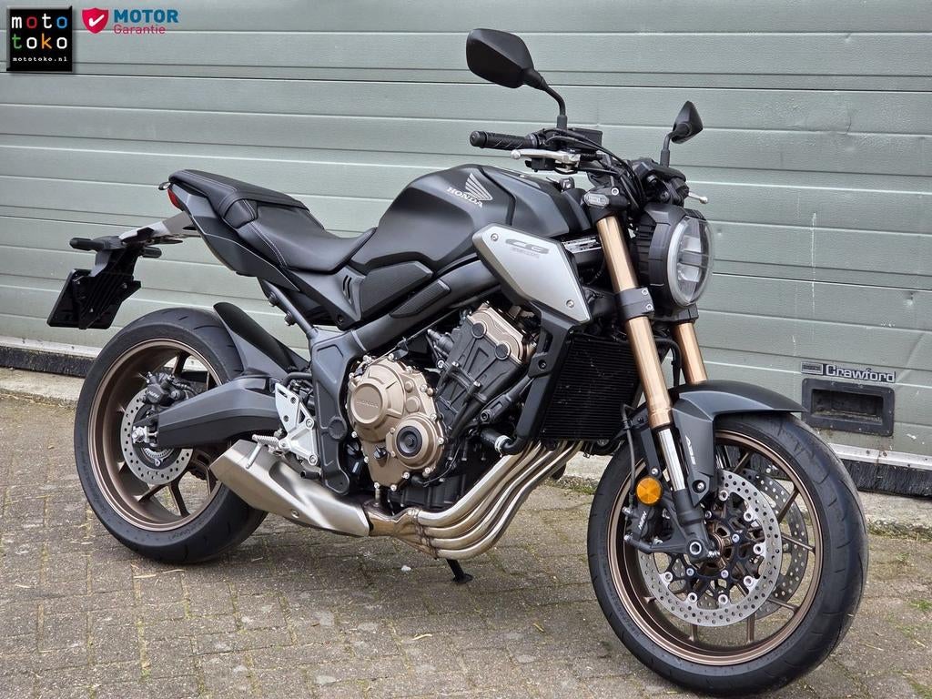 Honda CB650R / CB 650 R - 2022 - slechts 6888km!, HONDA, 4 cilinders, Bedrijf, Onbekend