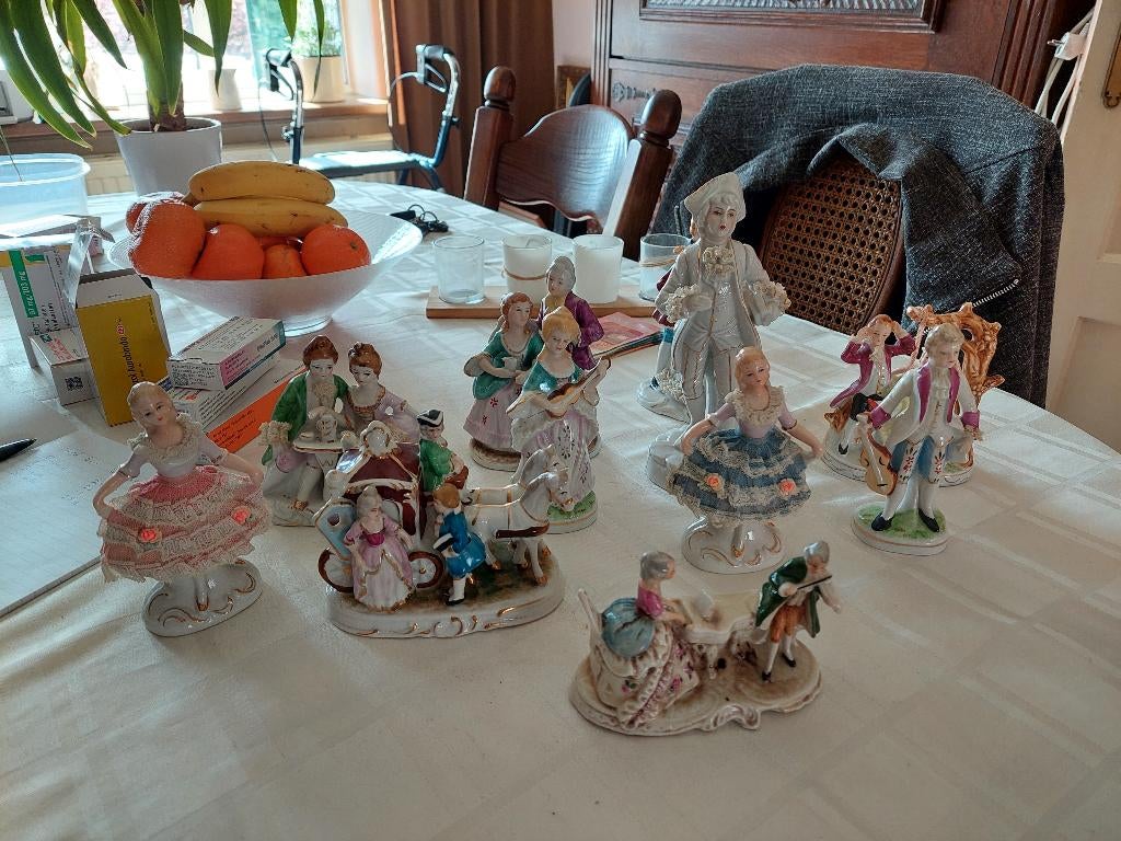 Oude beeldjes, Ophalen, Meerkleurig, Steen/keramiek, Gebruikt