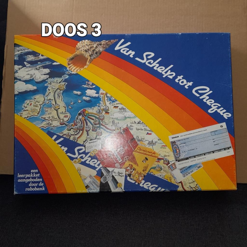 Van schelp tot cheque Rabobank schelpen verzameldoos 3, Verzamelen, Mineralen en Fossielen, Ophalen of Verzenden, Schelp(en)