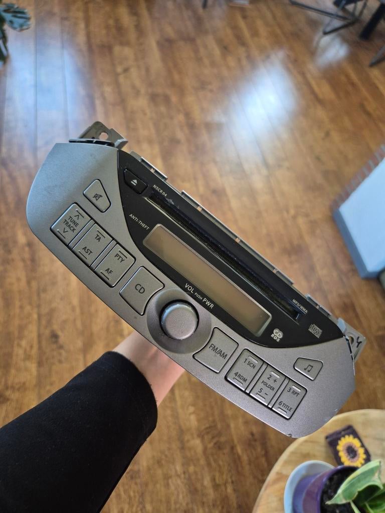 Panasonic NSCR04 autoradio suzuki Alto/Nissan Pixo, Ophalen of Verzenden